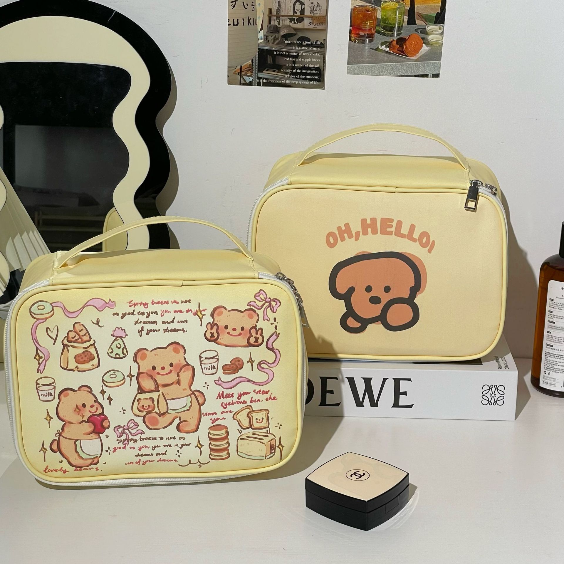hello Puppy Makeup Bag, Portable large-capacity business travel toiletries bag, hand-held compartments Makeup bag, storage bag details Picture