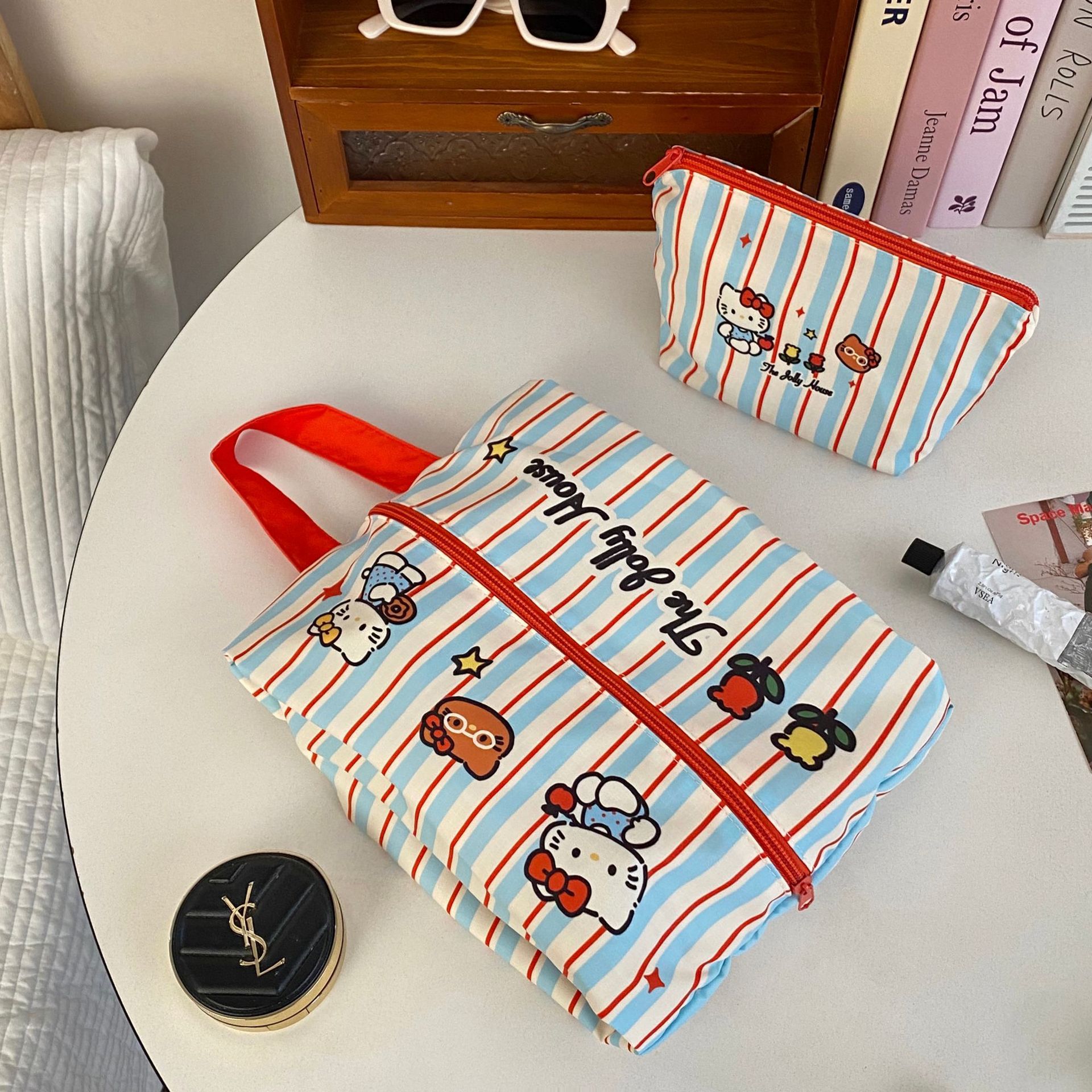 Japanese-style striped cat storage bag, essential storage bag for business trips and travels, toiletry bag, and clothing sorting and organizing bag Specification drawing