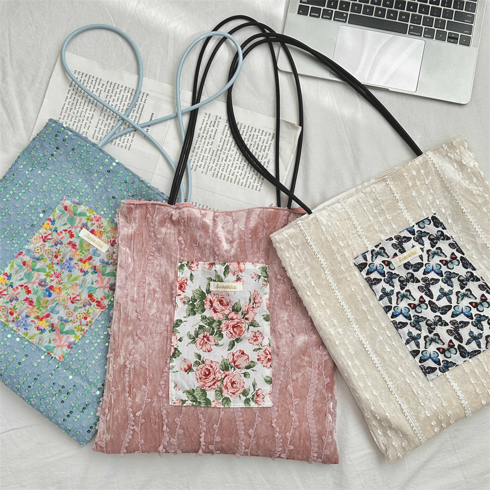 New 49184 pearlescent niche design canvas bag, large-capacity commuter bag, lace hand-held shoulder bag for girls details Picture