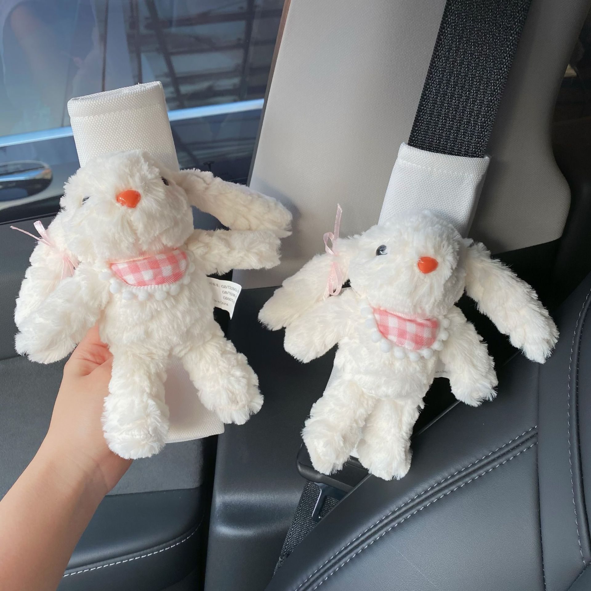 Chuiertu car seat belt shoulder guard, high-end feel, anti-strangling neck, children's safety belt, children's doll, new car gift full figure
