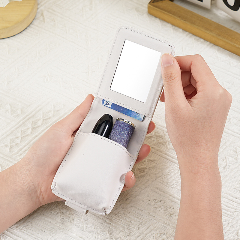 Mini and compact portable makeup touch-up bag with mirror, simple and exquisite lipstick storage and makeup bag Application Scenario