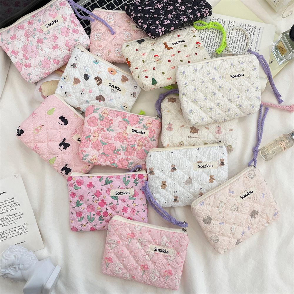 43162 Floral quilted cotton-padded portable Sanitary napkin Storage bag, large capacity, cute and soft, small change pocket red envelope full figure
