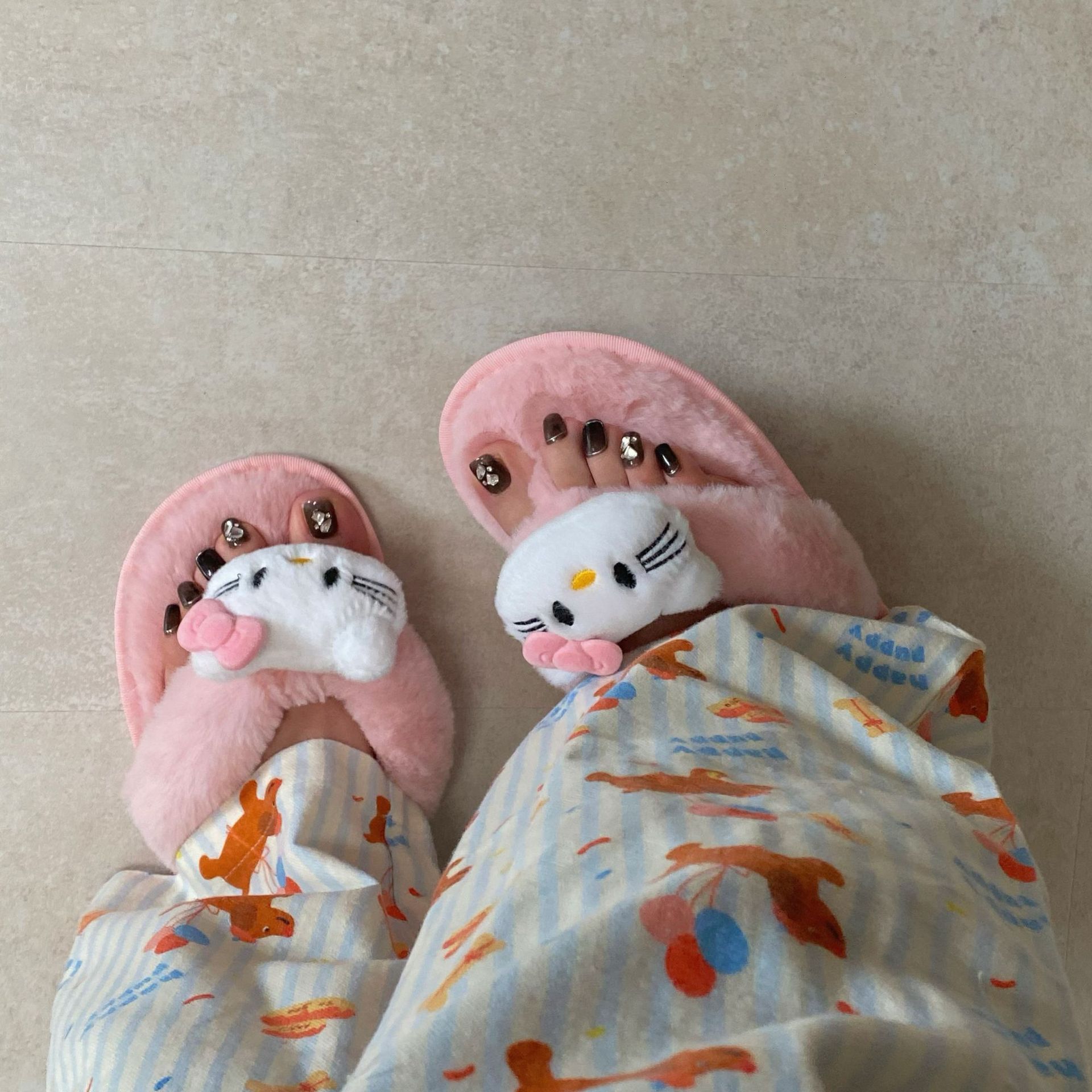 Cute cat cotton slippers, plush herringbone slippers, women can wear slippers outside, anti-slip, warm for autumn and winter, home padded cotton shoes Specification drawing