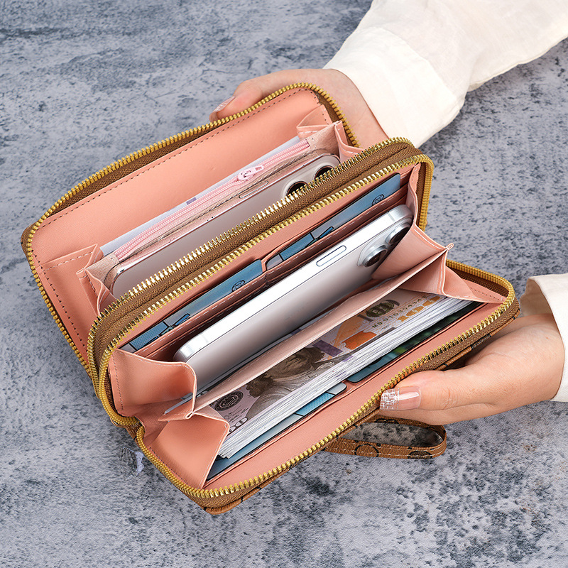 New large-capacity double-pull women's storage bag with a heart, multi-functional mobile phone bag and loose change hand-held bag details Picture