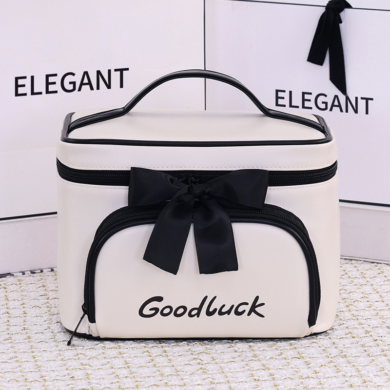 French-style light luxury high-end chanel-style makeup bag, travel portable large-capacity cosmetics storage bag, toiletry bag Specification drawing