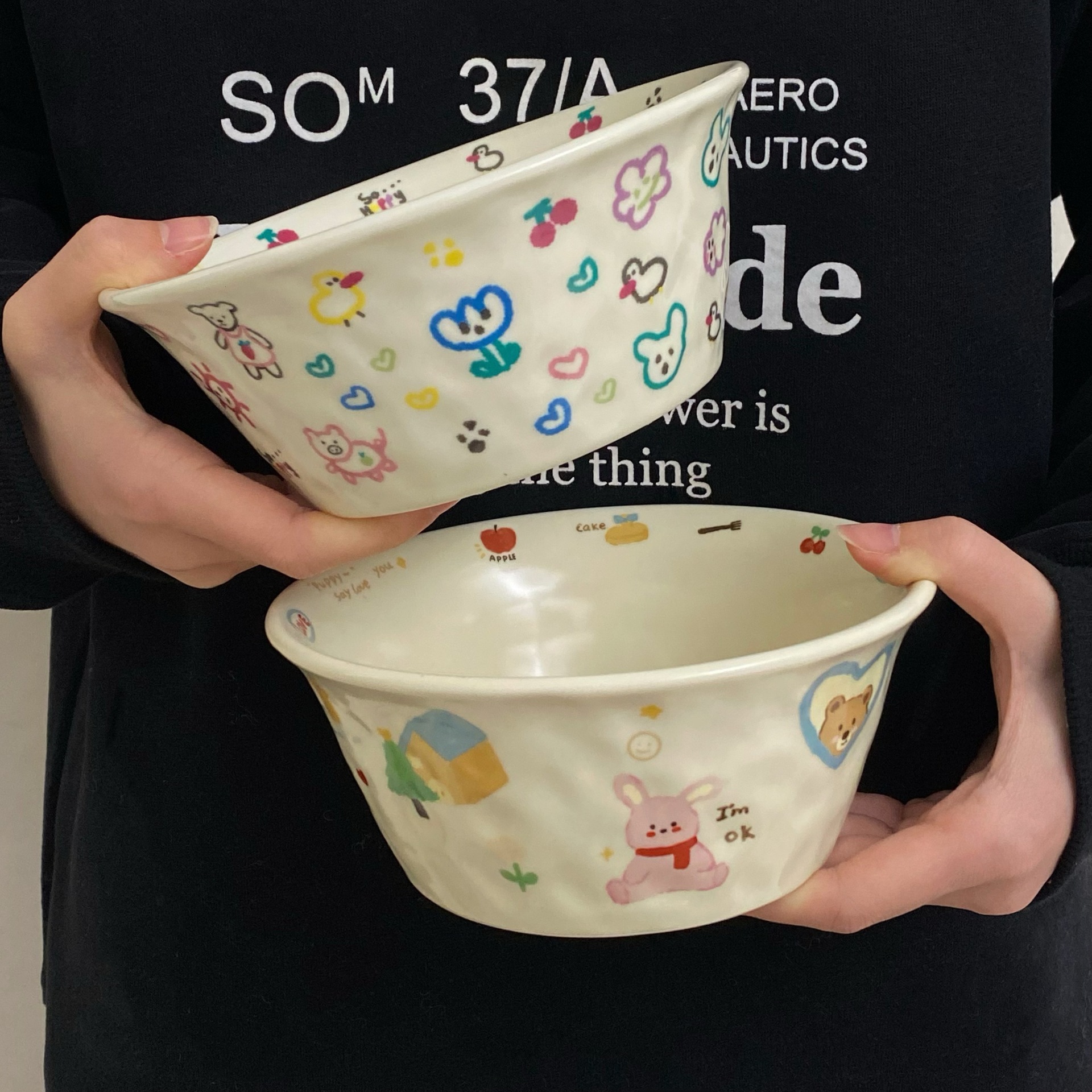 Graffiti cartoon ceramic bowl, yogurt bowl, cute household tableware, rice bowl, heat-resistant soup noodle bowl, dessert salad bowl full figure