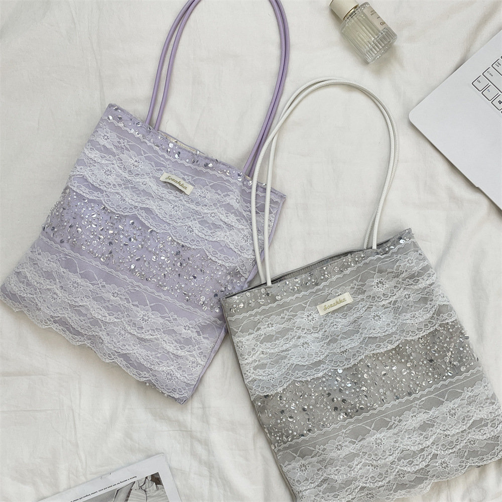54151 Large-capacity patchwork purple lace tote bag 2025 Sequined hand-held underarm bag for women's commuting single-shoulder Application Scenario