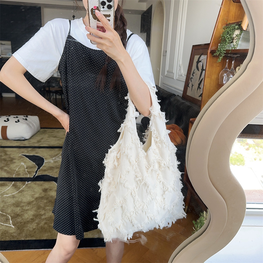 45155 Fringed bag, female college student's class bag, vest bag, artistic single-shoulder bag, large-capacity canvas bag details Picture