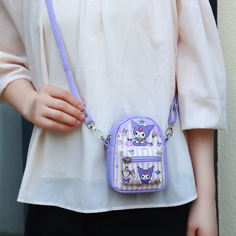 This coin purse is in an Instagram style, cute and girlish, simple and creative zipper small bag for women. It's a single-shoulder crossbody bag that can be carried around details Picture