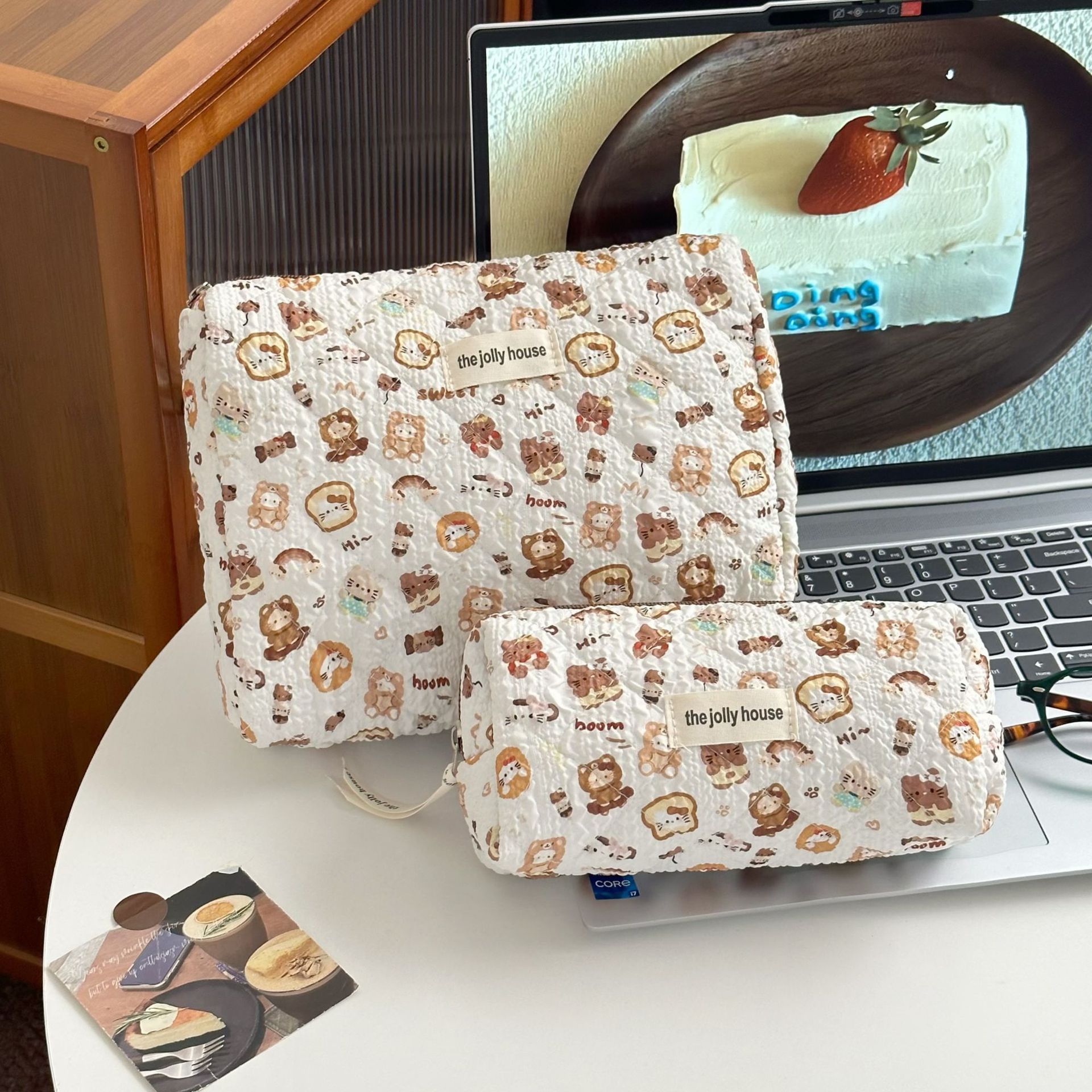 Bubble texture Cocoa Cat Makeup Bag for Women 2025 New portable large-capacity cosmetics storage bag and toiletry bag details Picture