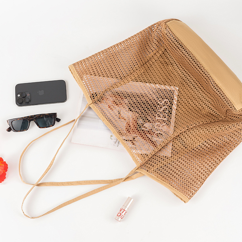 Beach net bags, Amazon handbags, large bags, eye bags, women's multi-pocket bags, suitable for traveling, swimming bags Application Scenario