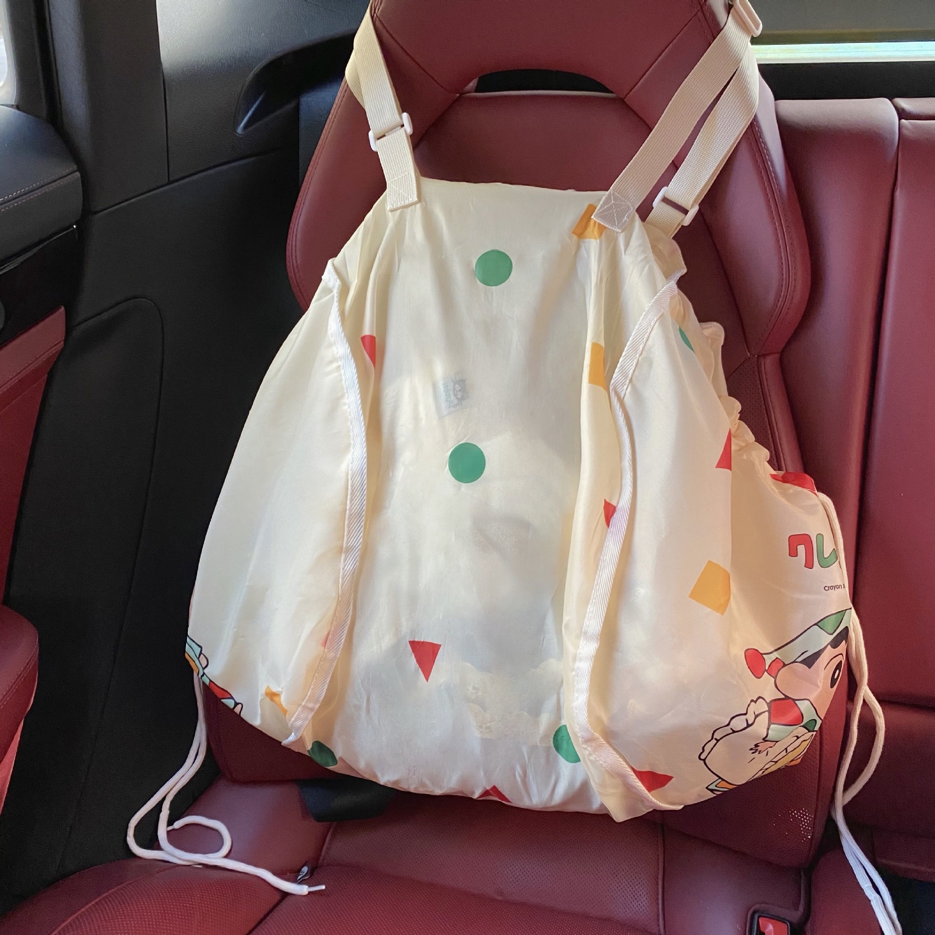 Cute cartoon car seat back storage bag, multi-functional hanging bag, large-capacity rear car storage bag, net pocket details Picture