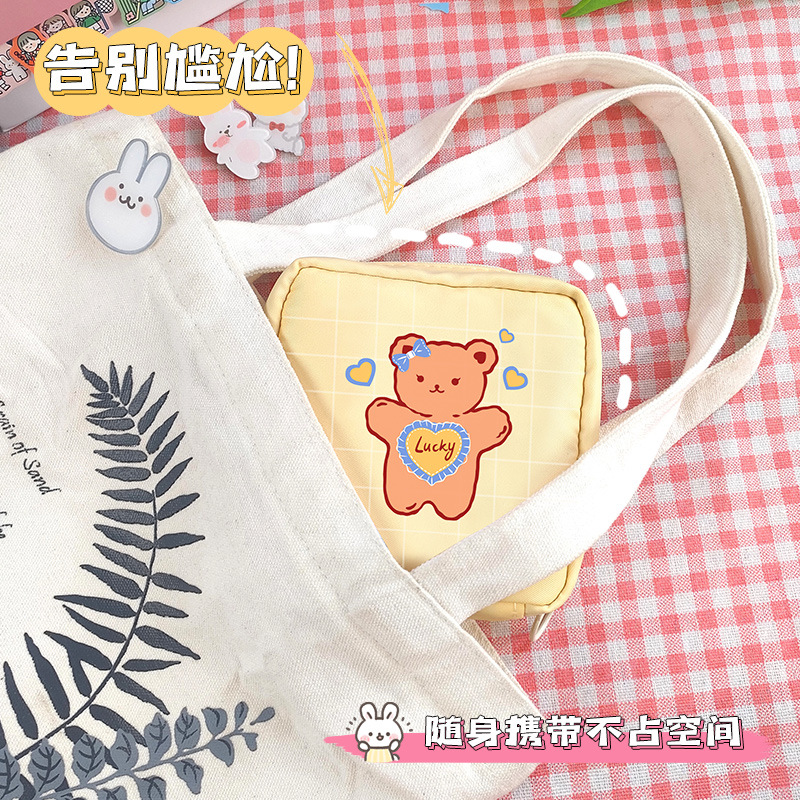 High appearance level, large-capacity portable sanitary napkin storage bag, cute and girlish heart, menstrual and menstrual care bag, sanitary napkin tidying bag Application Scenario