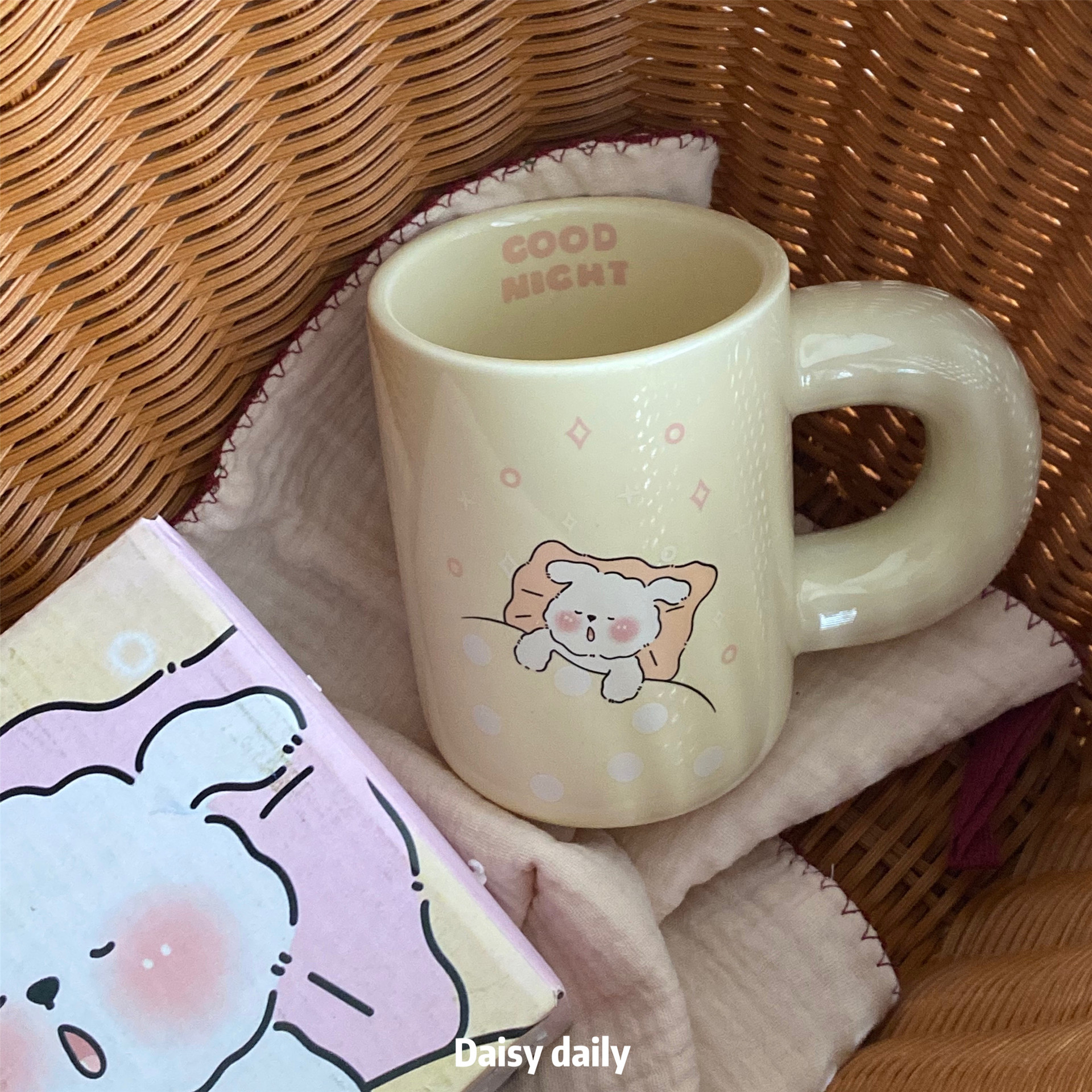 High appearance level, chubby handle ceramic cups, cute cat mugs, niche and girlish coffee cups and water cups, gift box set Application Scenario