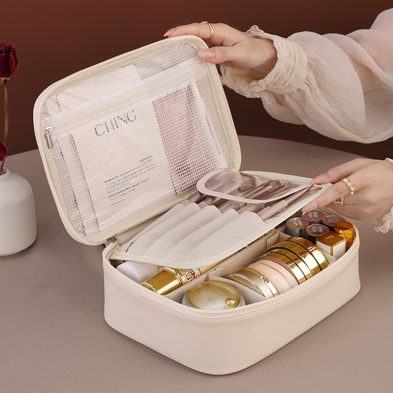 Large-capacity 2024 new high-end portable hand-held cosmetics storage bag, zoned travel toiletries bag full figure