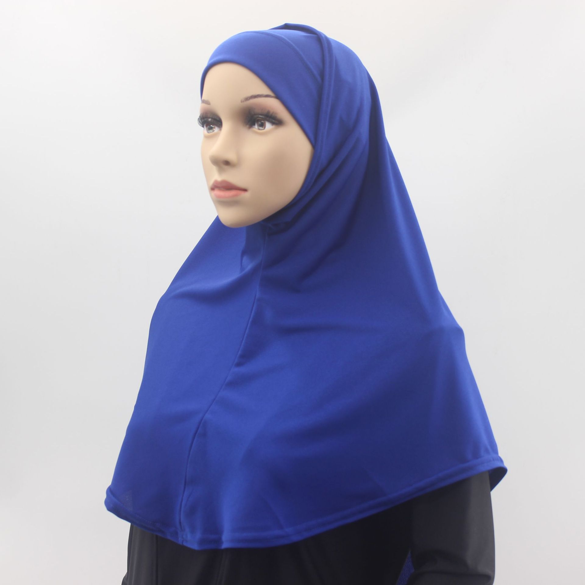 Middle Eastern women's two-piece headscarf set, Saudi Dubai Arab scarf, crystal linen fabric hijab scarf, Muslim headscarf Application Scenario