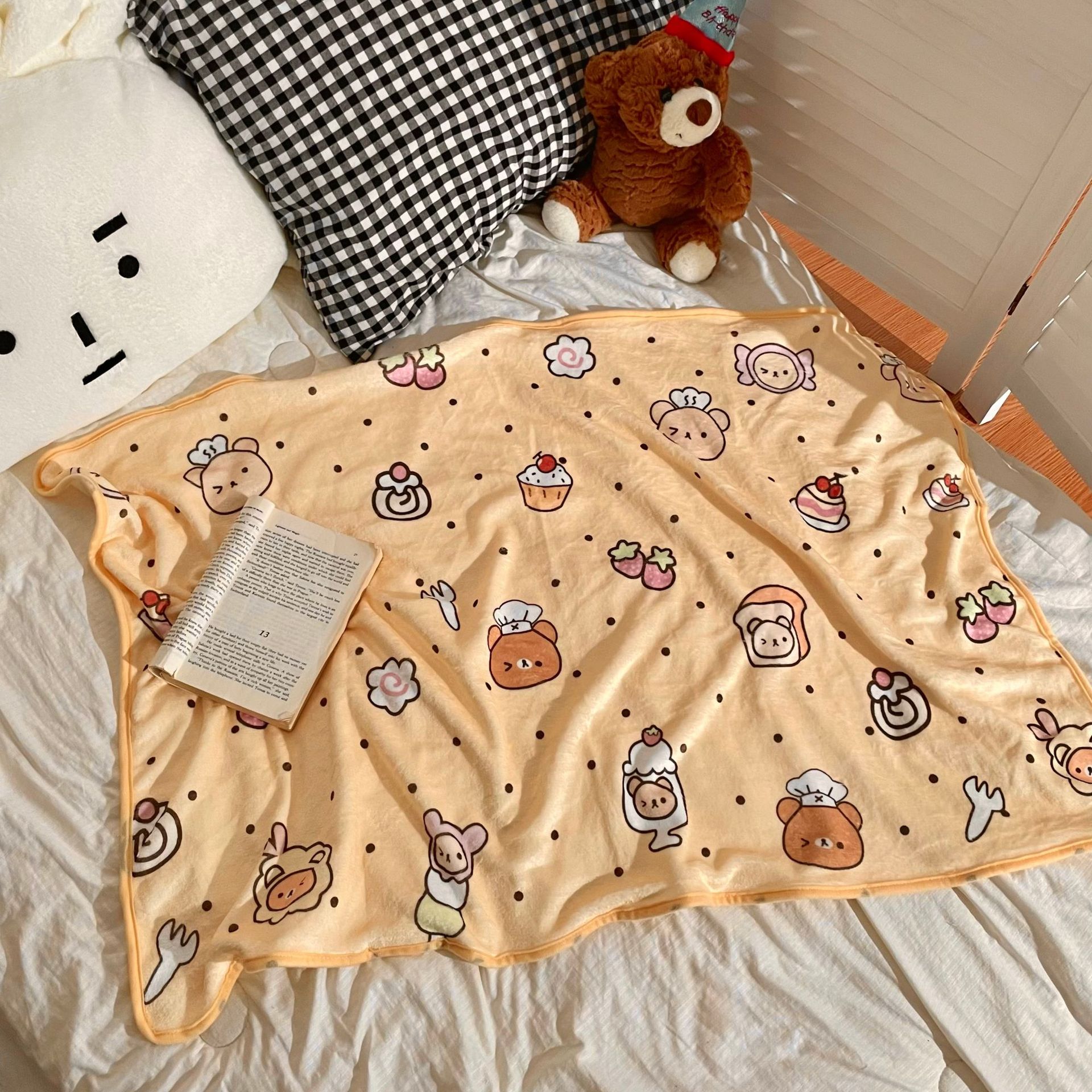 New cartoon yellow bear blanket, a perfect office nap and midday rest tool, coral fleece shawl blanket, air conditioning blanket full figure