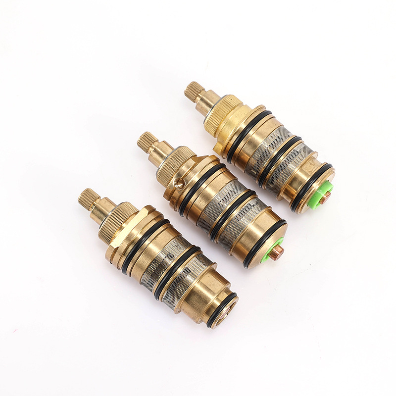 The manufacturer supplies household constant-temperature solar cold and hot temperature adjustment memory alloy all-copper constant-temperature valve cores details Picture