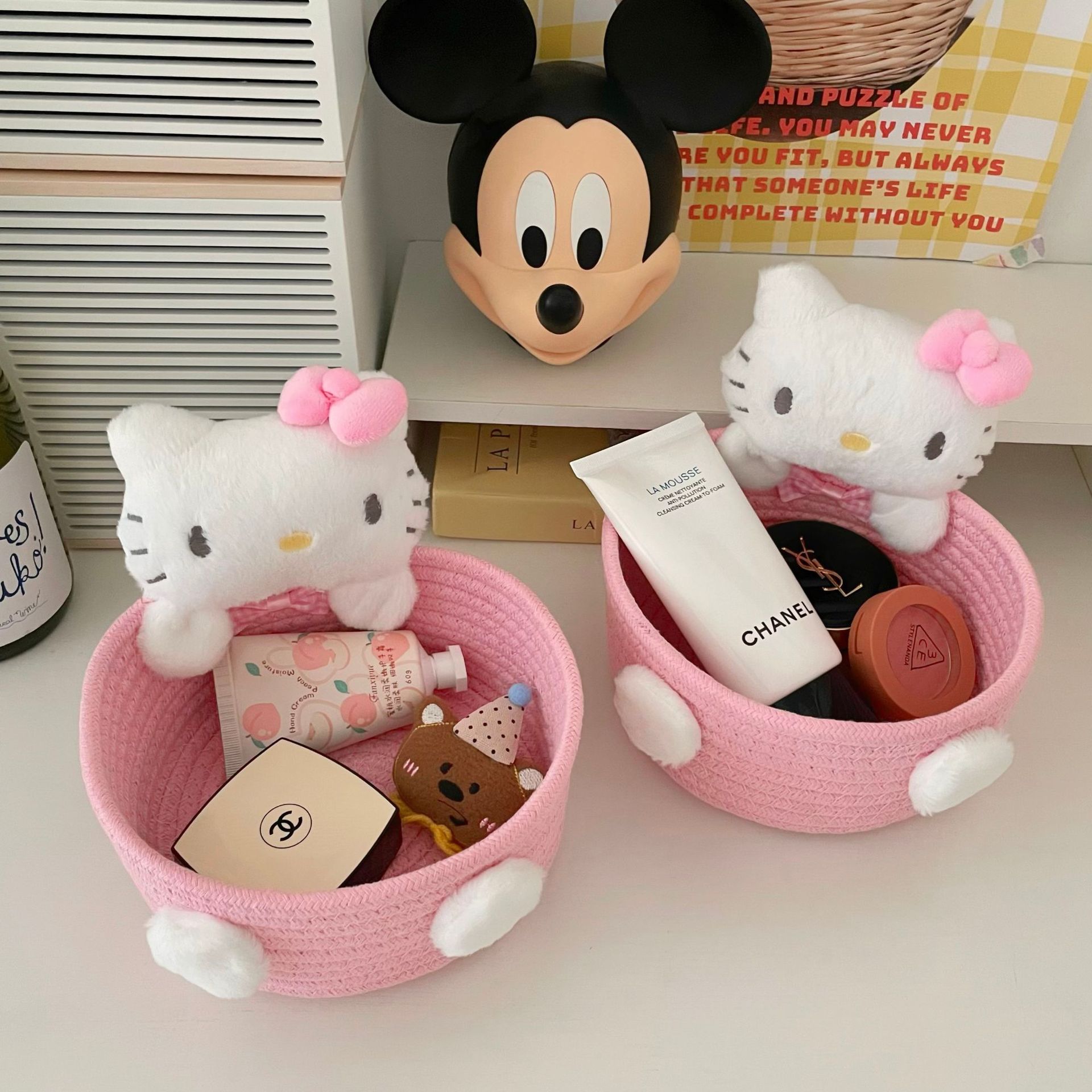 Cute kitten cartoon storage basket, girlish heart, high appearance level, desktop snack home storage basket, cosmetics storage box details Picture