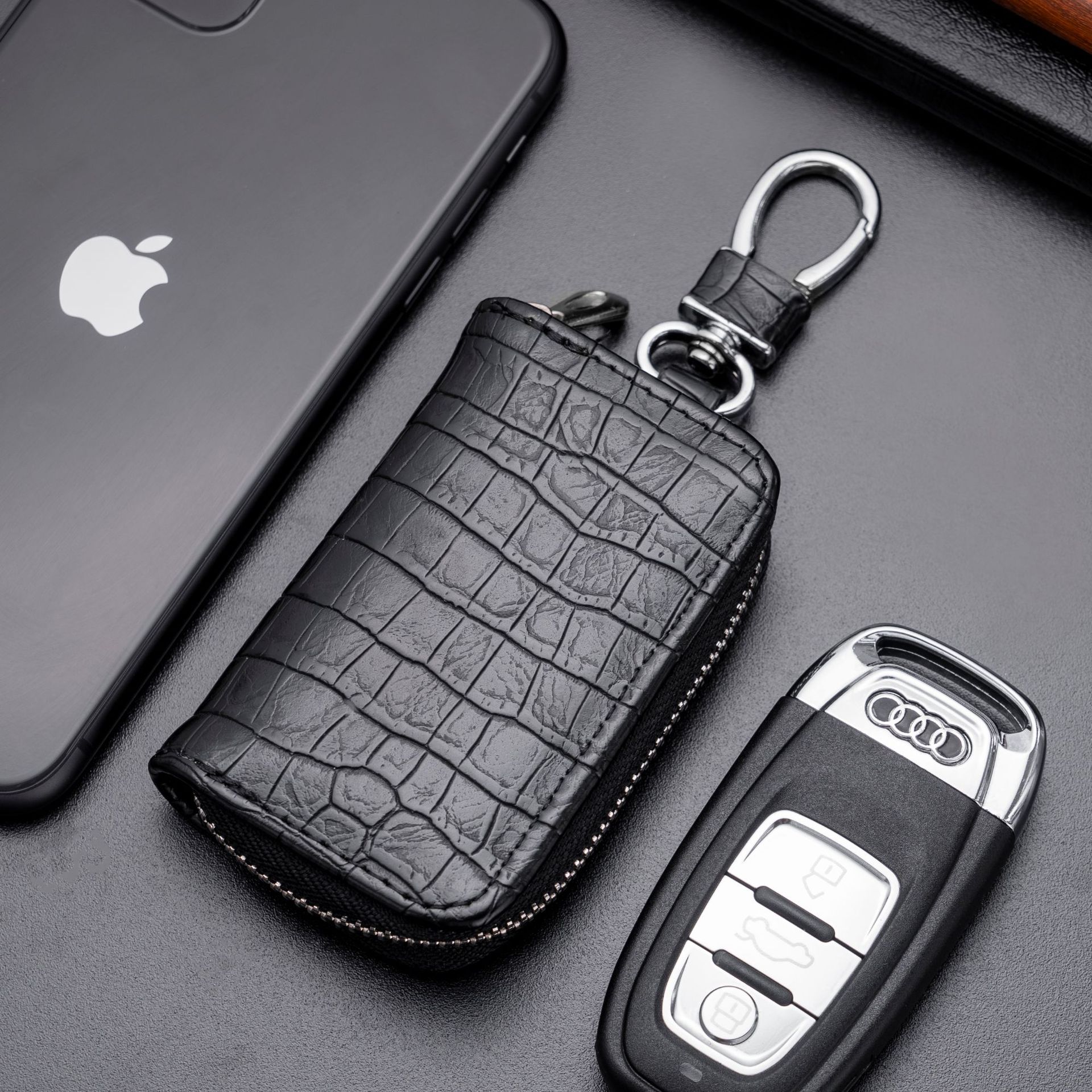 Cross-border men's and women's universal car key case zipper waist key case crocodile pattern business key chain Specification drawing