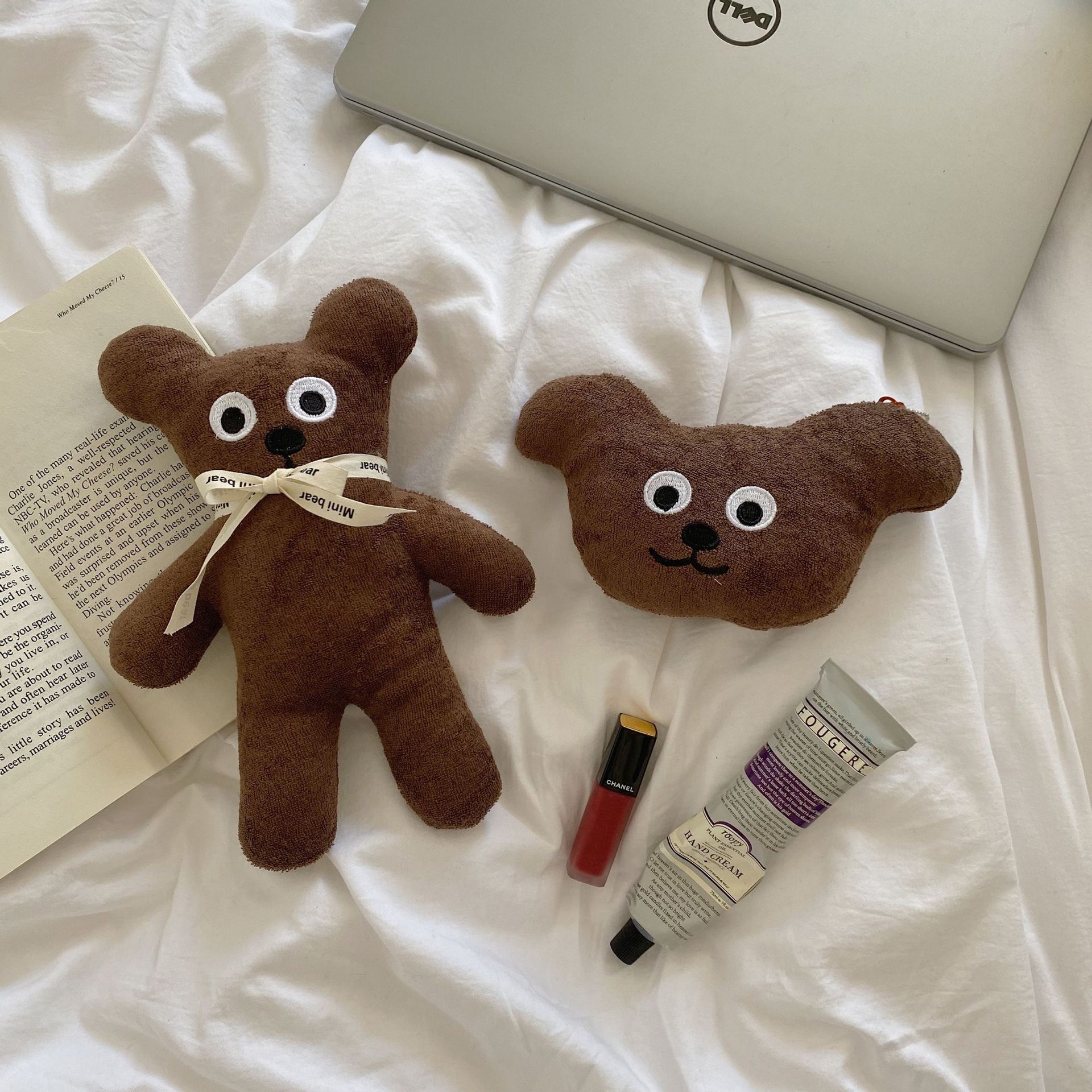 Homemade Korean ins cute cookie bear coin purse, bear head plush card bag, pendant bag, decorative student gift full figure