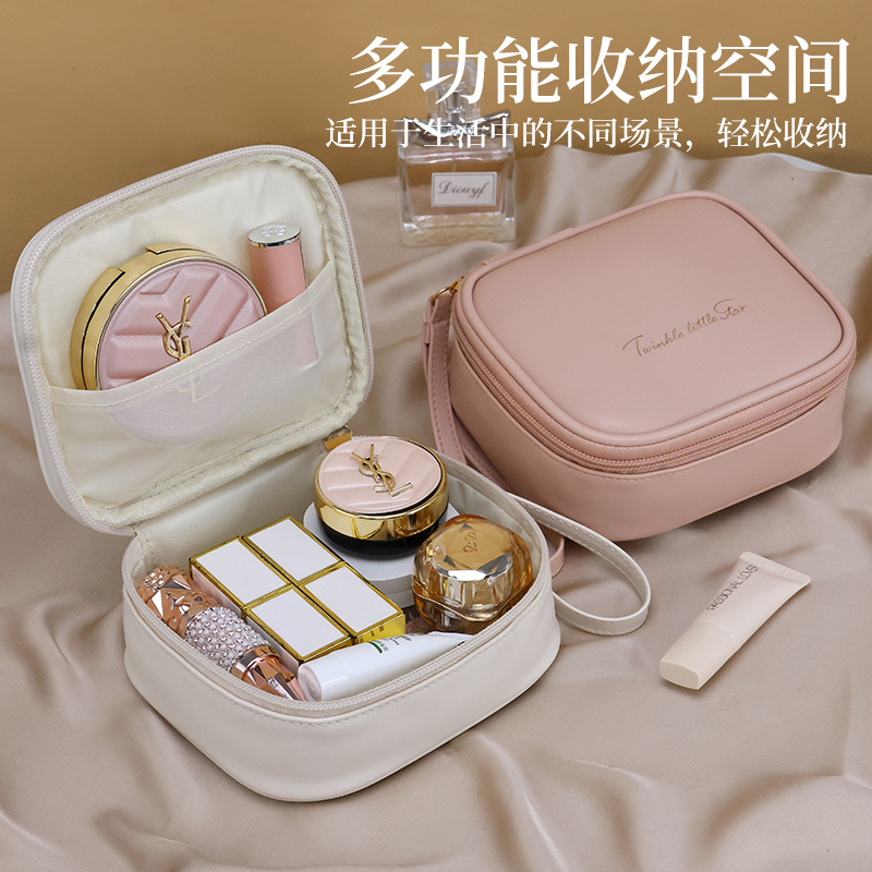 PU portable sanitary napkins, sanitary napkins, storage bags, postpartum care bags, student storage bags, cream small-mouthed red envelopes, carry around with you details Picture