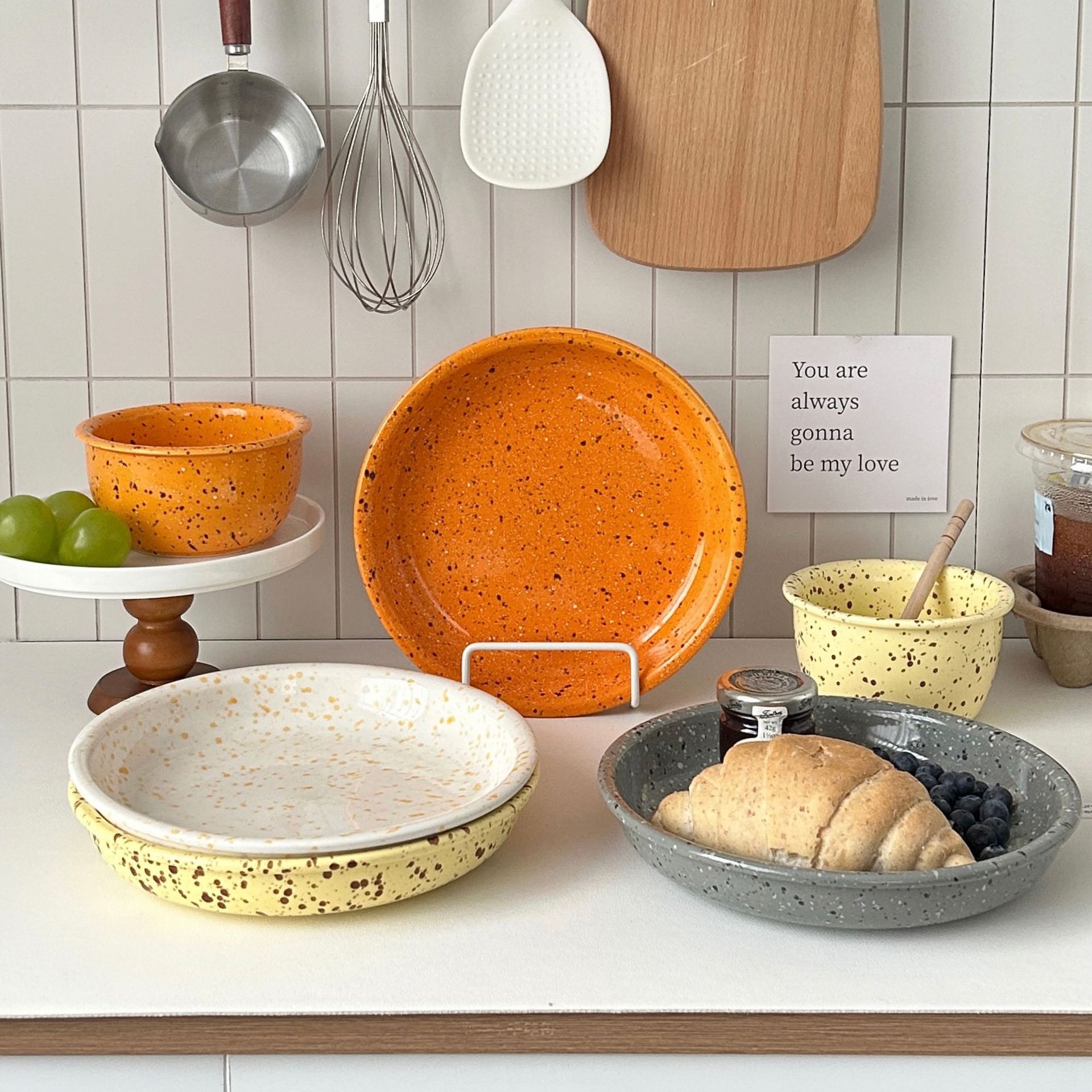 Ins-style ink-wash plate, simple household ceramic breakfast plate, high-end retro Western steak plate, dessert tableware details Picture