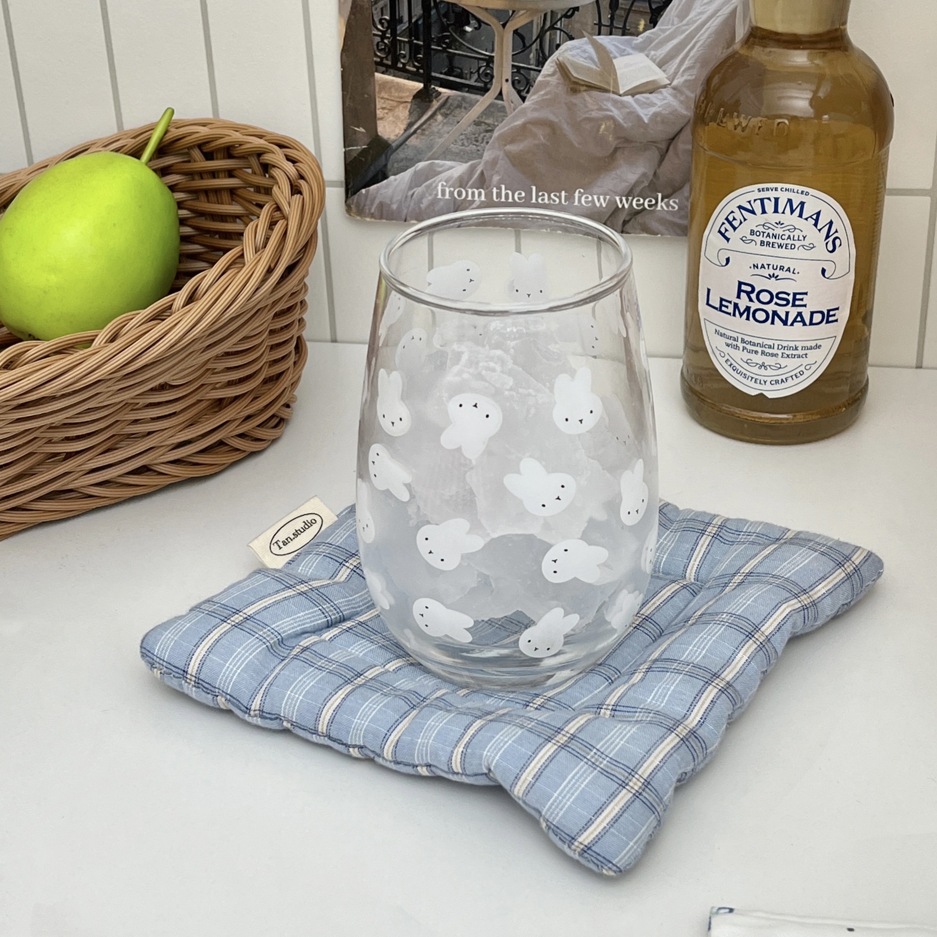 Summer's cute Mifei-free large-bellied cup, fresh rabbit-patterned glass cup, home breakfast milk cup, juice cup full figure