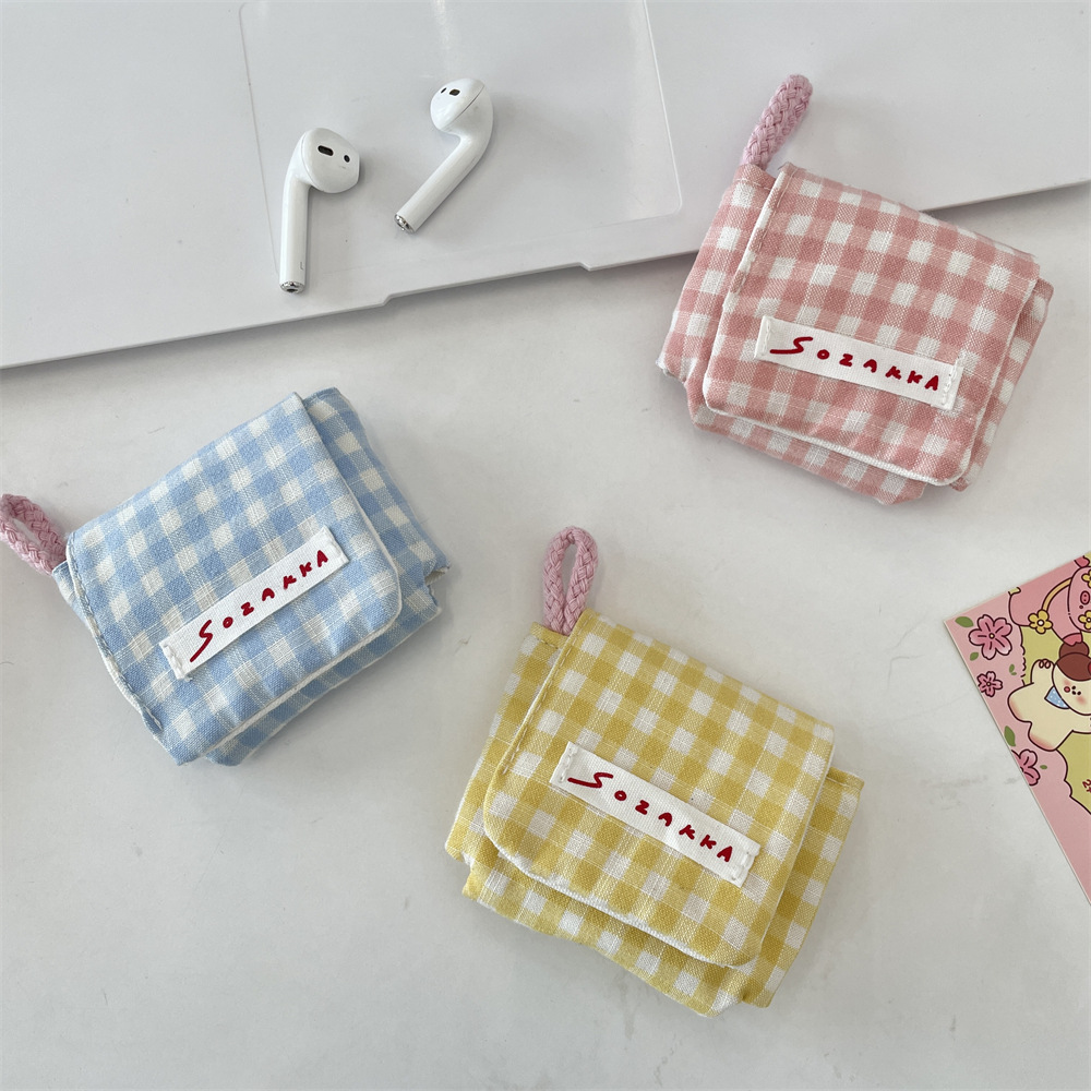 54102 Mini and cute earphone case, Apple earphone storage bag, portable flip cover soft shell Bluetooth earphone case details Picture