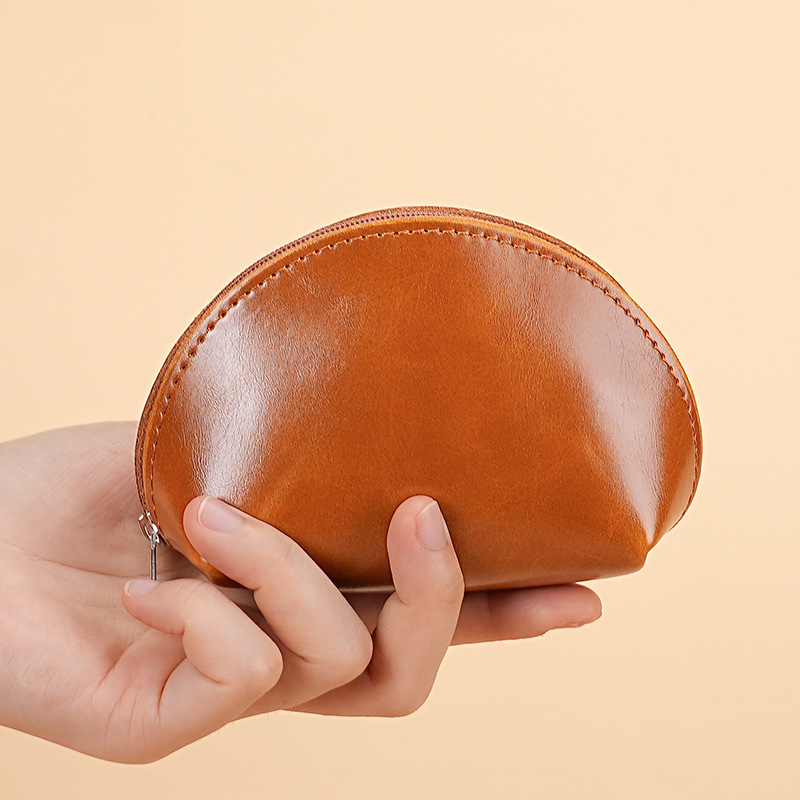The new Ailun cute mini pu coin purse, high-end pu money storage bag, pendant, key and card case Application Scenario