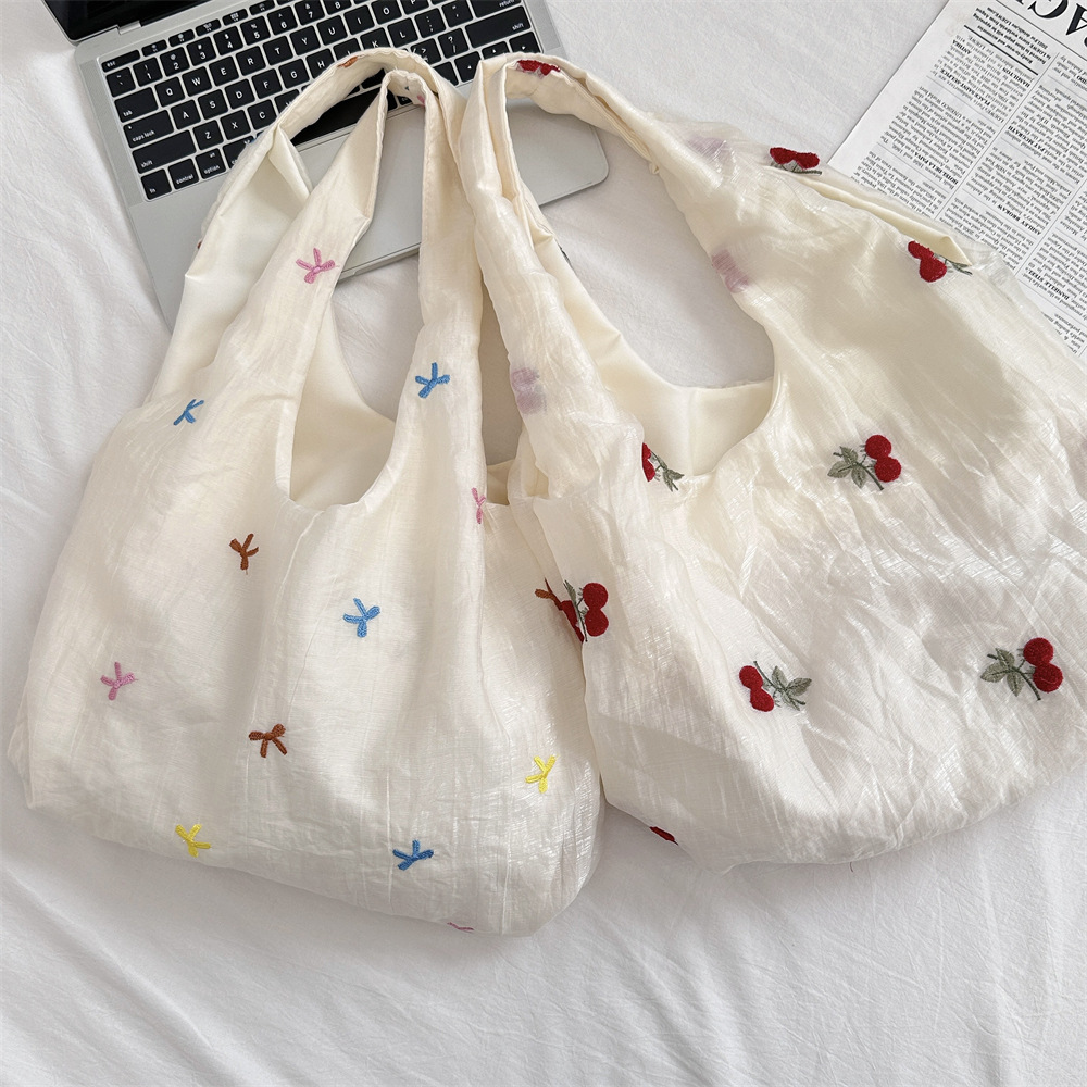 47241 ins chiffon embroidered cherry large-capacity student single-shoulder bag, women's underarm bag, commuting to work canvas bag details Picture