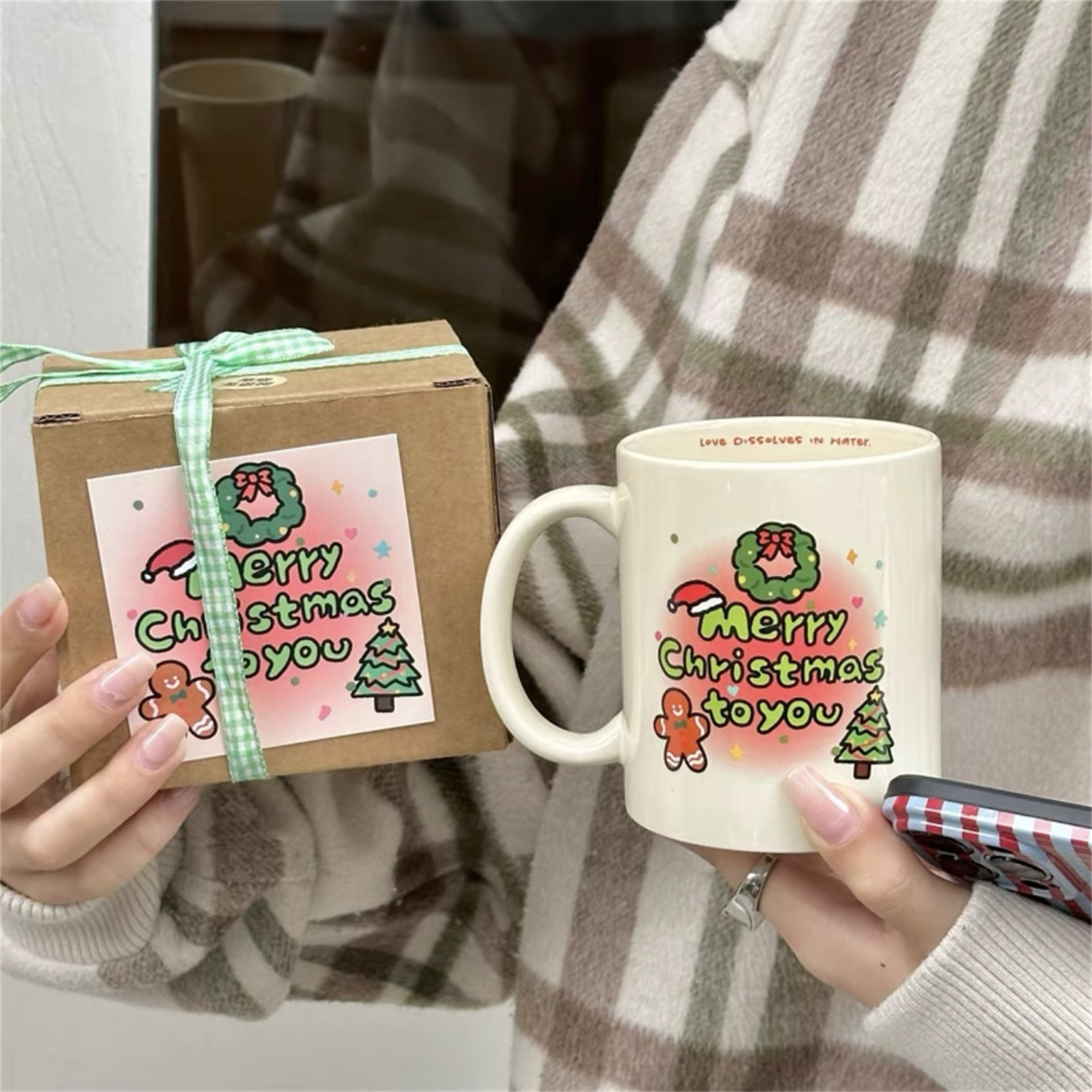 Summer girlish cartoon ceramic cups, cute mugs, water cups, milk breakfast cups, coffee cups, Christmas gifts full figure