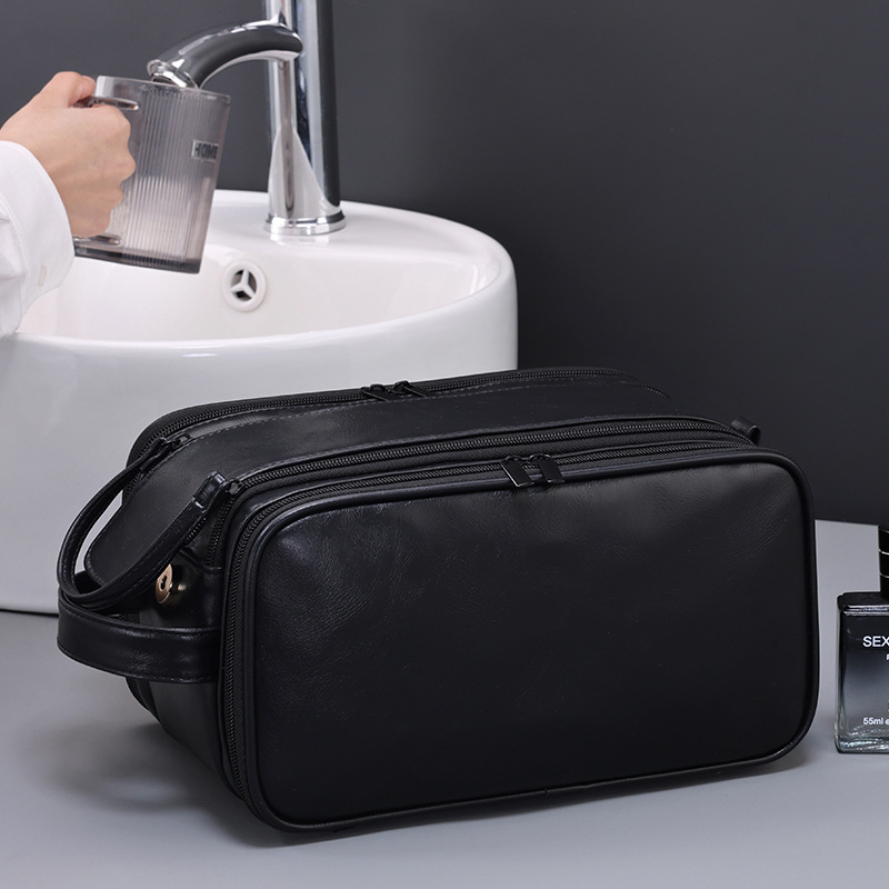 Cross-border Amazon vintage pu partitioned storage men's toiletry bag, portable hand-held waterproof cosmetic bag for business trips and travels Application Scenario