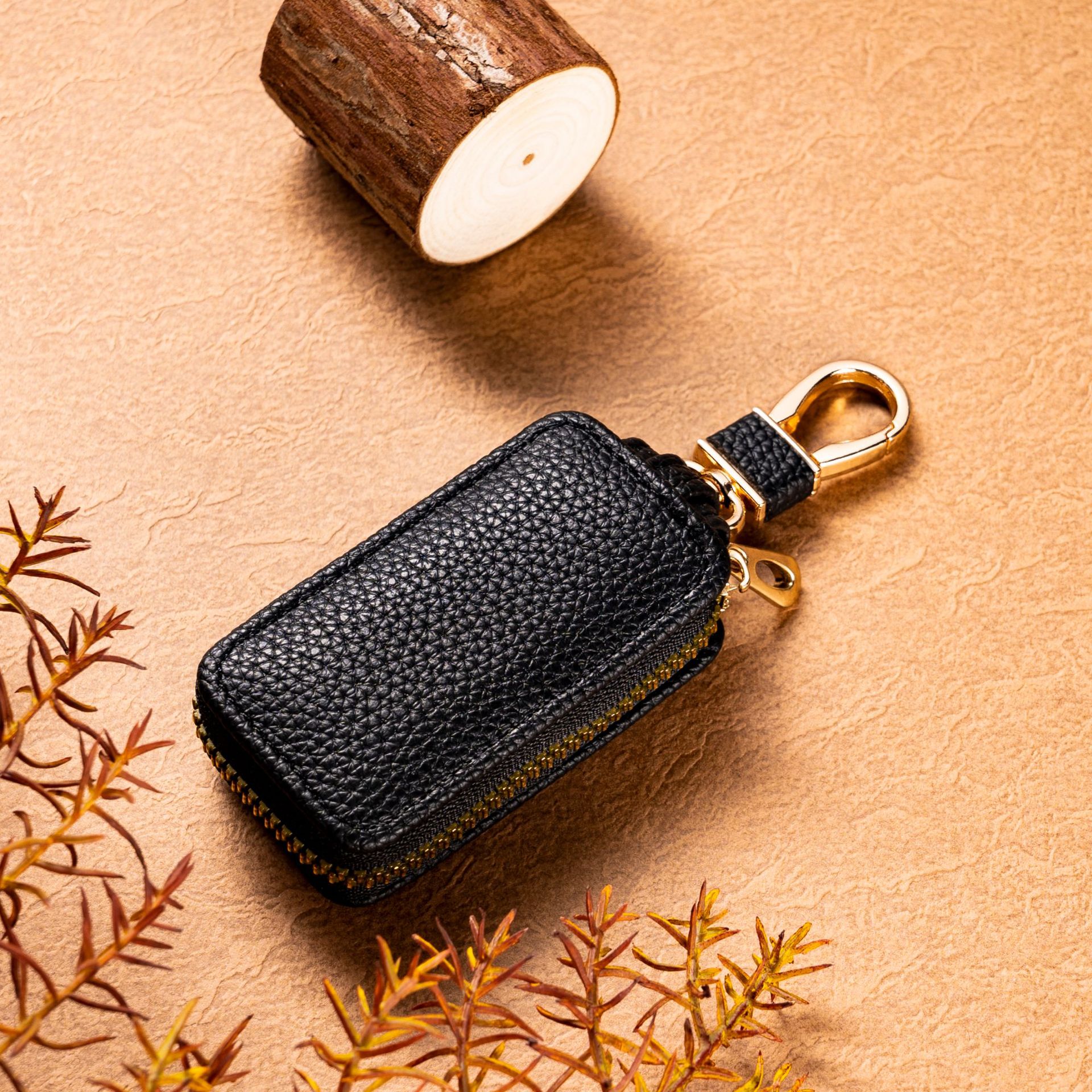 Cross-border fashion and creative zipper-style car key case, small and mini car key storage case, unisex Application Scenario