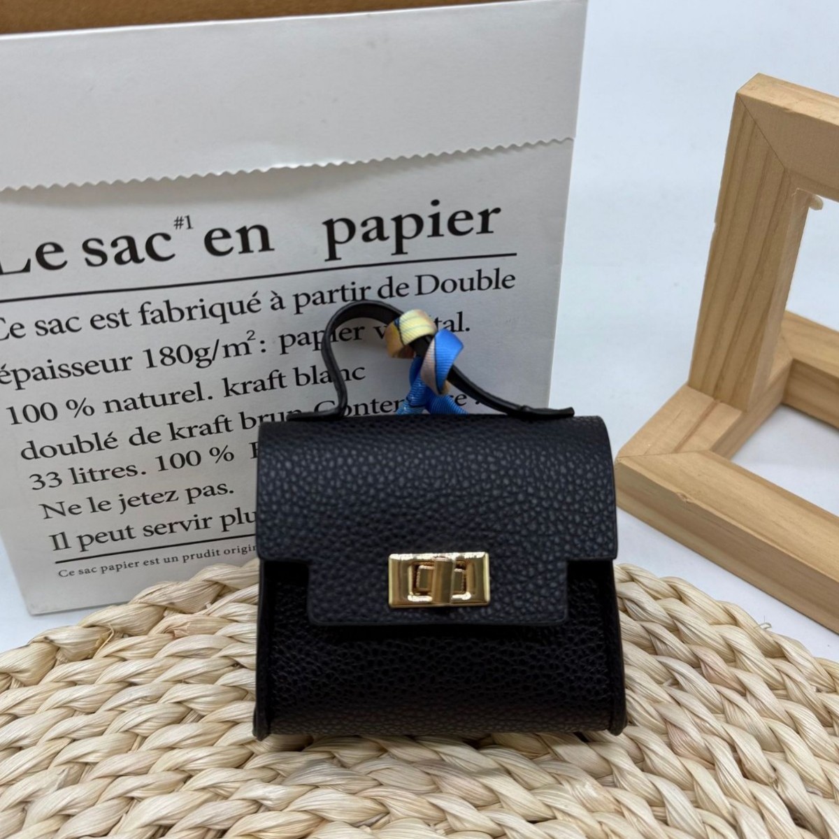 New niche design handbag with lychee pattern, high-end texture, small square bag, versatile hanging accessory Specification drawing
