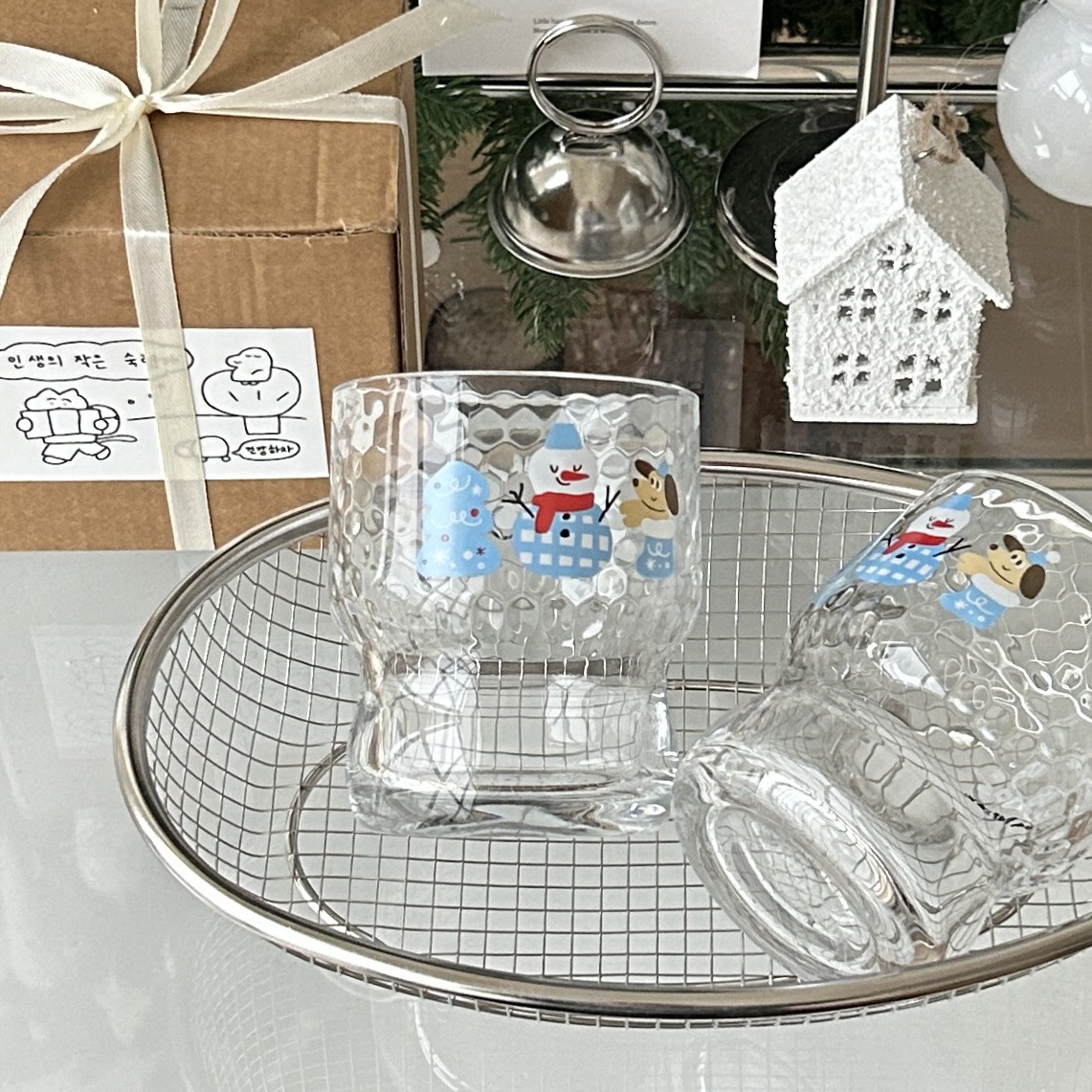Christmas atmosphere, cute snowman glass cups, cartoon juice cups, couple breakfast milk cups, office coffee cups Specification drawing