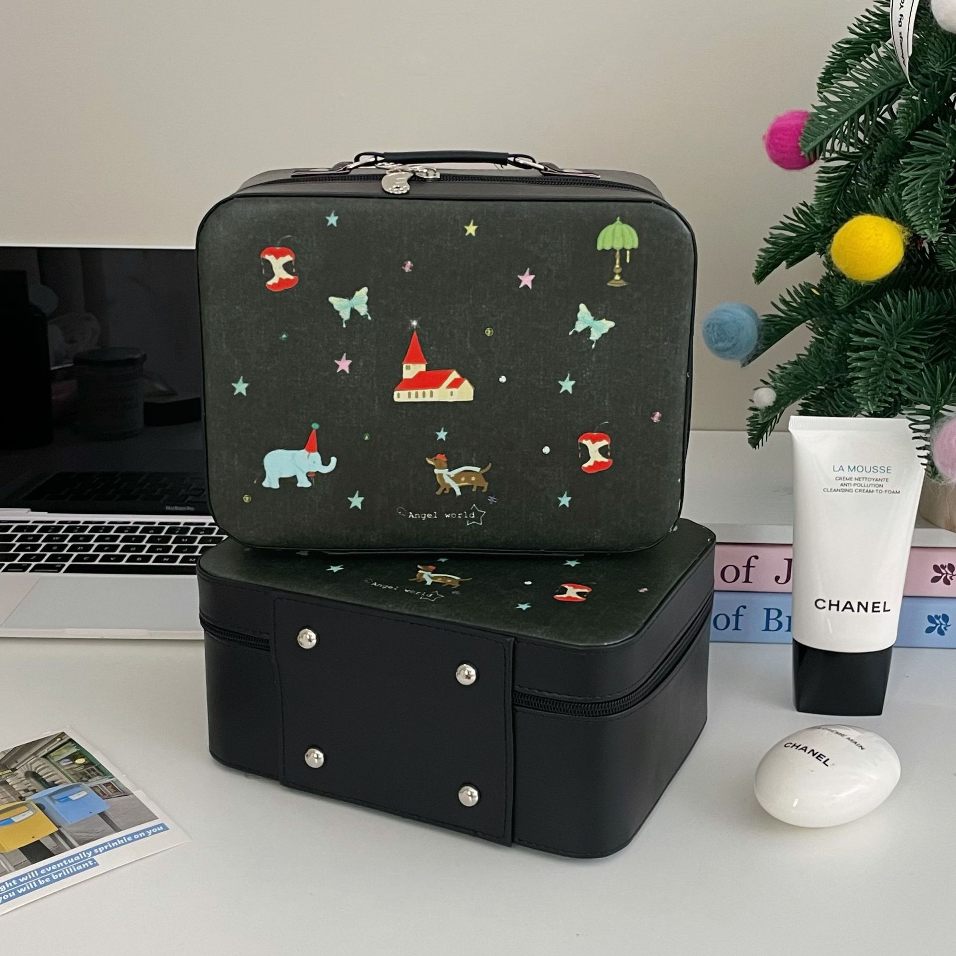 Cartoon cute makeup case with mirror, printed high appearance level, large capacity skin care product storage suitcase, makeup bag for women details Picture