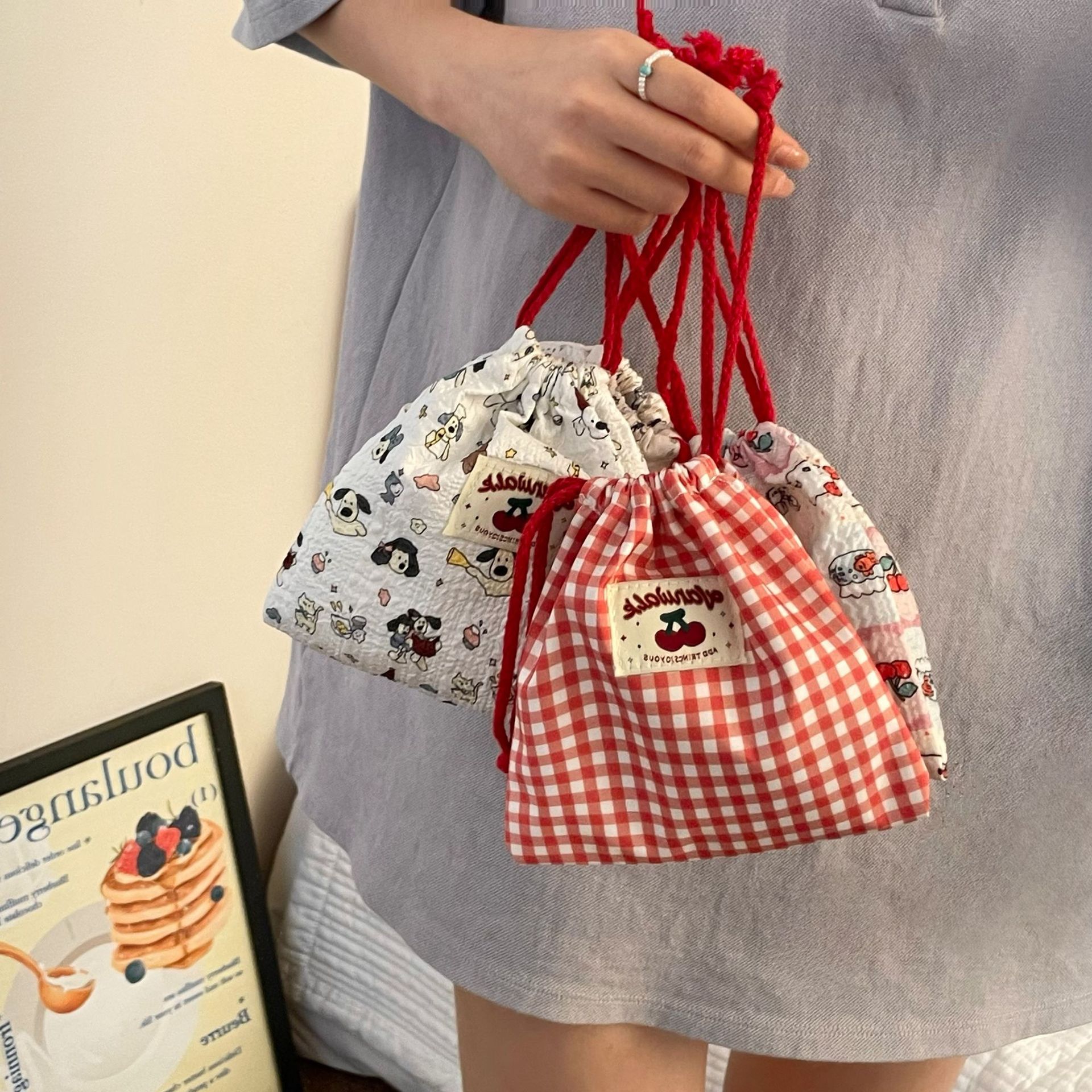 2025 New cherry bundle pocket cartoon cat portable and exquisite storage bag, large-capacity coin purse for travel Specification drawing