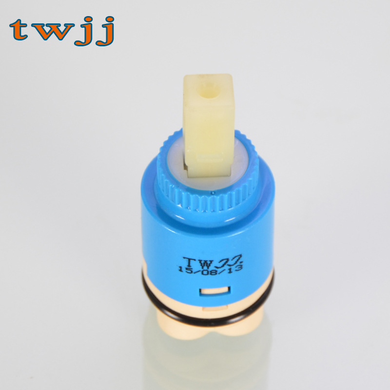 Hot and cold water faucet repair parts, high-foot valve core, washbasin, sink, kitchen sink, bathroom mixed water switch Application Scenario