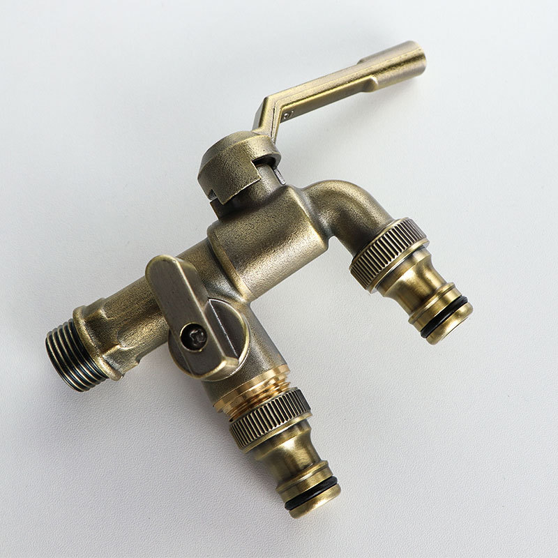 All-copper outdoor faucet anti-freezing, one in and two out, 4-minute outdoor tap for watering flowers in the courtyard garden details Picture