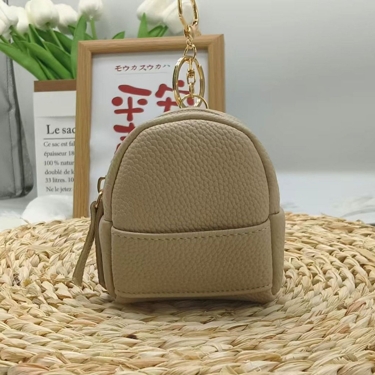 2024 New lychee-patterned small backpack keychain mini portable storage wireless headphones, loose change Specification drawing