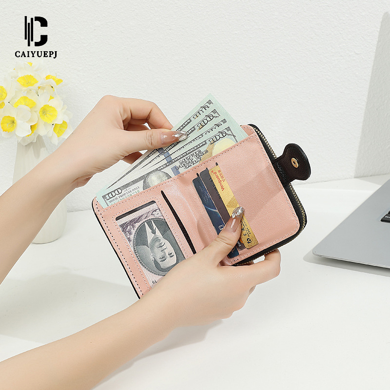 New small wallet women's short, high-quality coin purse with multiple slots and contrasting colors, cross-border wallet with embroidered thread buckle Application Scenario