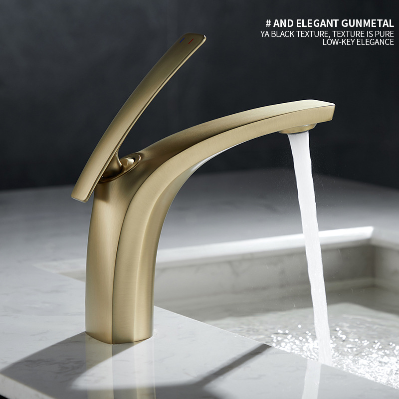 Countertop basin, all-copper single-hole faucet, cold and hot dual-control shower room, bathroom faucet, brass precision cast washbasin details Picture