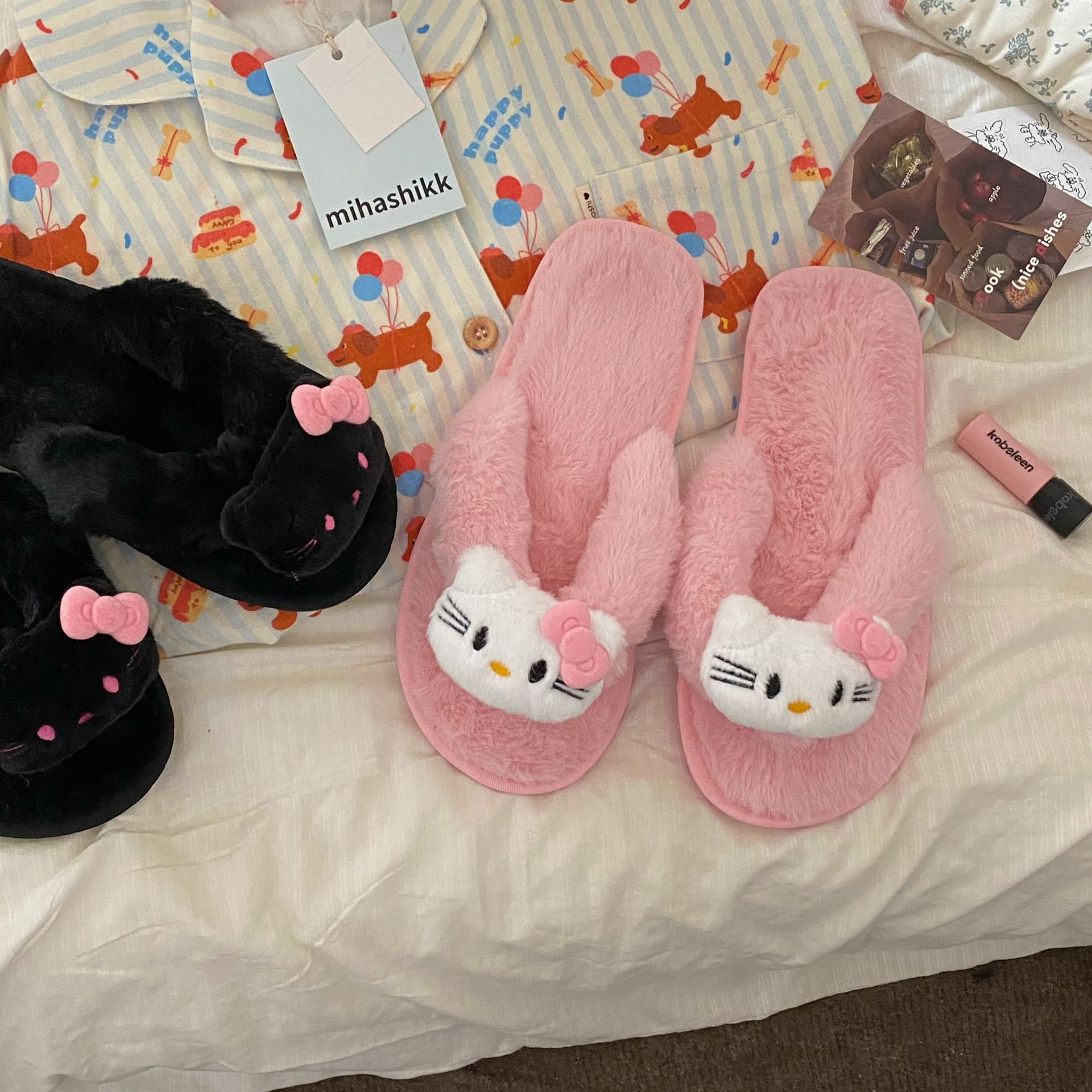 Cute cat cotton slippers, plush herringbone slippers, women can wear slippers outside, anti-slip, warm for autumn and winter, home padded cotton shoes details Picture