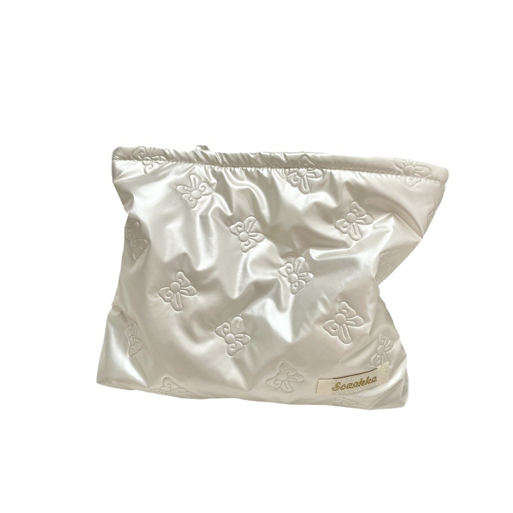 41241 Korean-style quilted pu heart-shaped clutch, makeup bag, skin care products, coin purse inner liner, multi-functional storage bag Item Picture