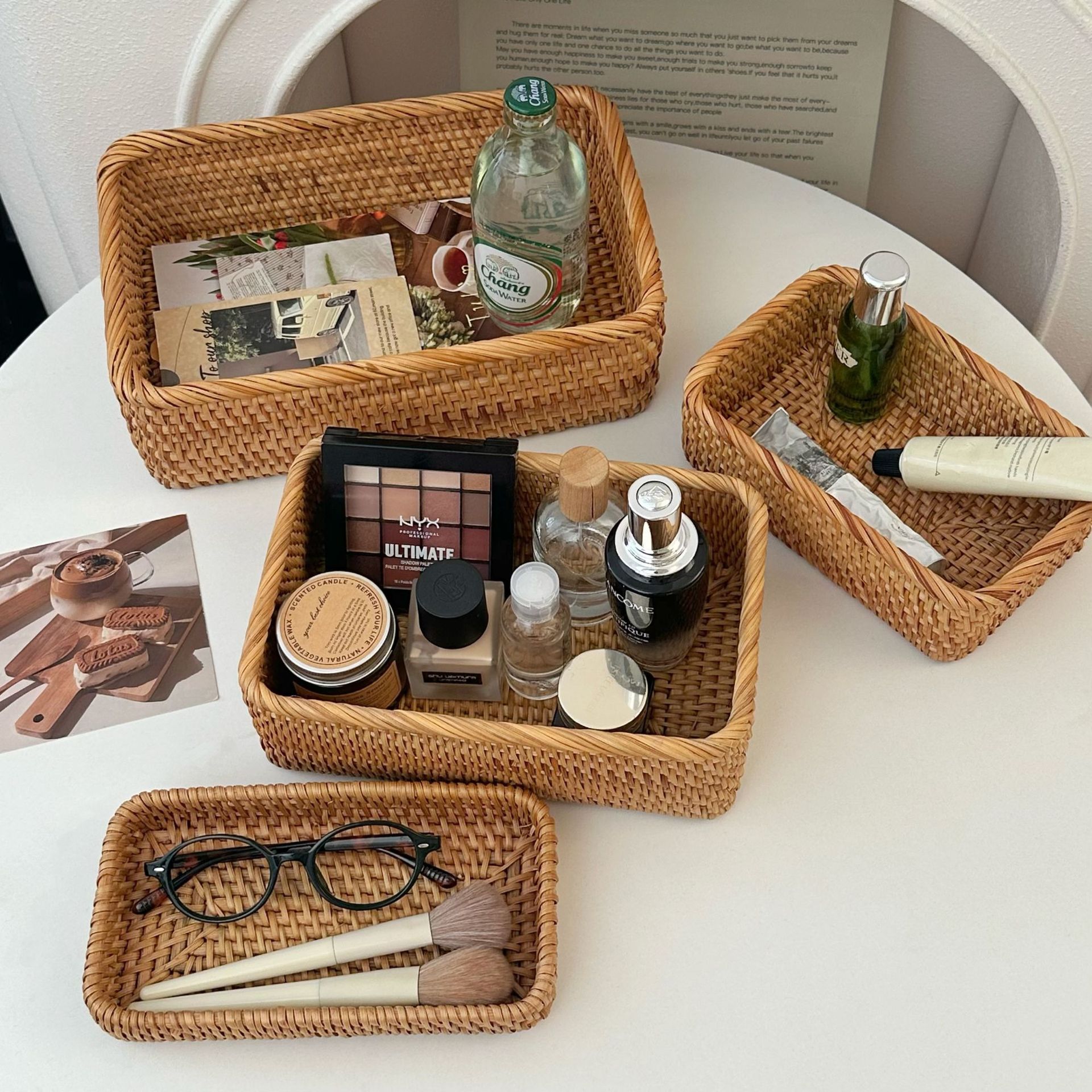 ins retro rattan storage basket, desktop coffee table, miscellaneous storage basket, cosmetics organization and storage basket, bamboo basket details Picture