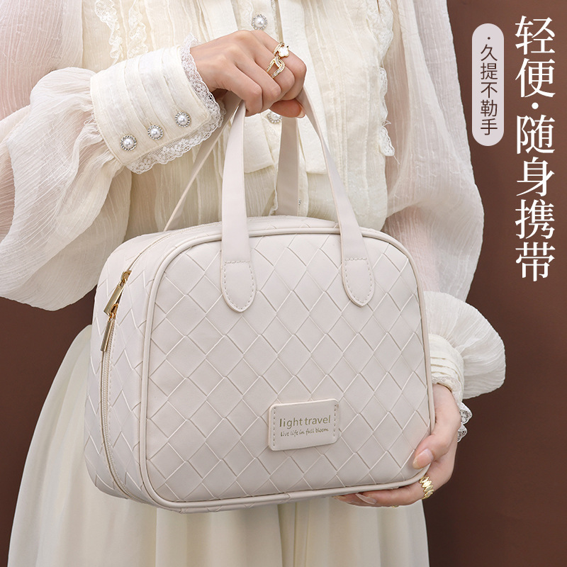 High-end style, new large-capacity woven grid, half-curved cosmetic brush, zoned storage, hand-held tagi wholesale Specification drawing