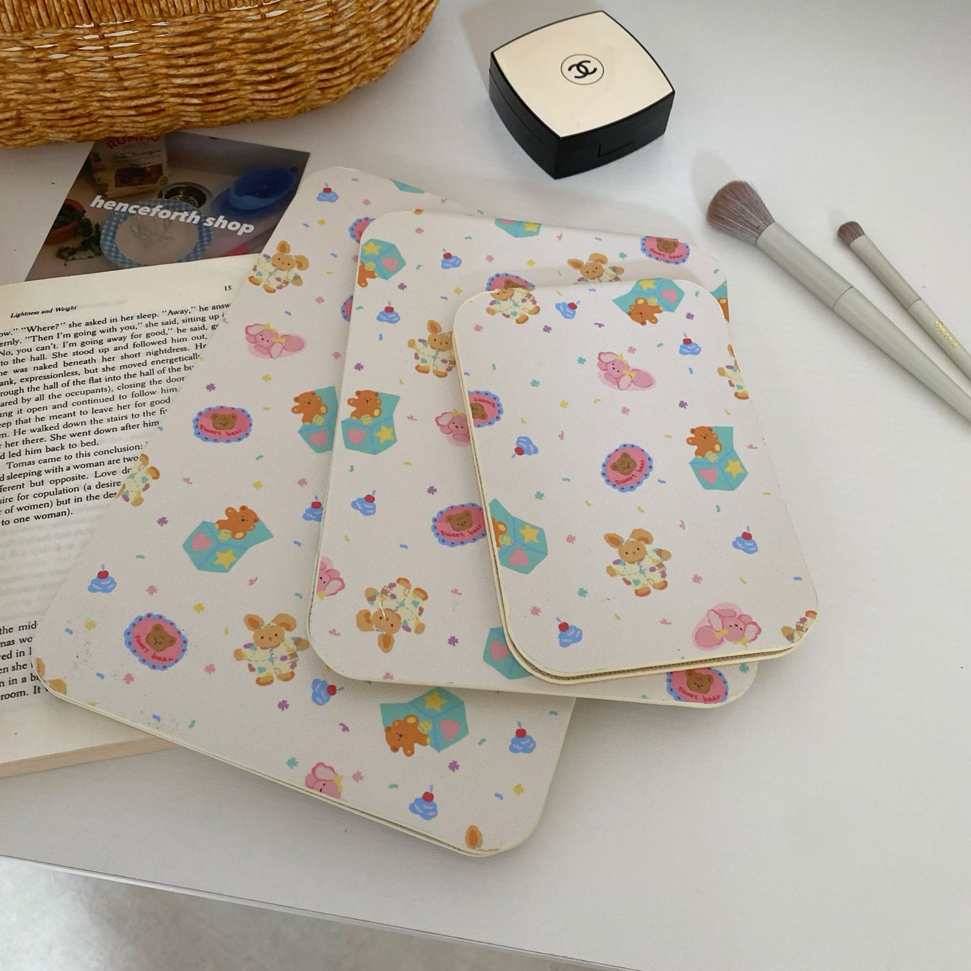 Cartoon rabbit folding mirror, Ins-style student dormitory home makeup mirror, table-style dressing mirror, portable mirror for girls Application Scenario