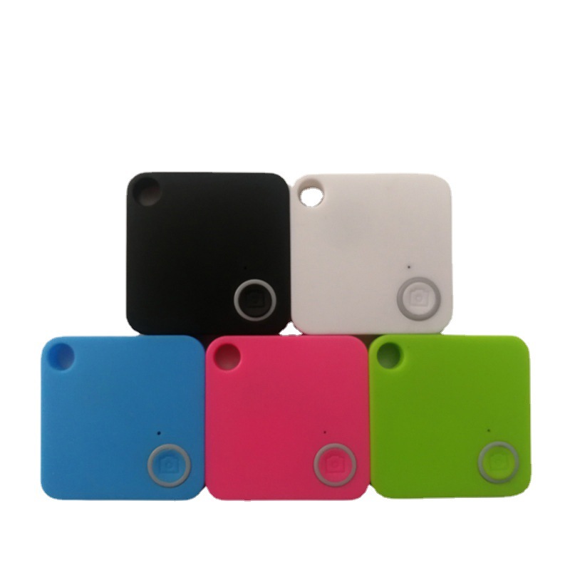 The manufacturer supplies cross-border e-commerce dual-color square round mobile phones, smart Bluetooth trackers, anti-loss devices, and Bluetooth low power consumption full figure