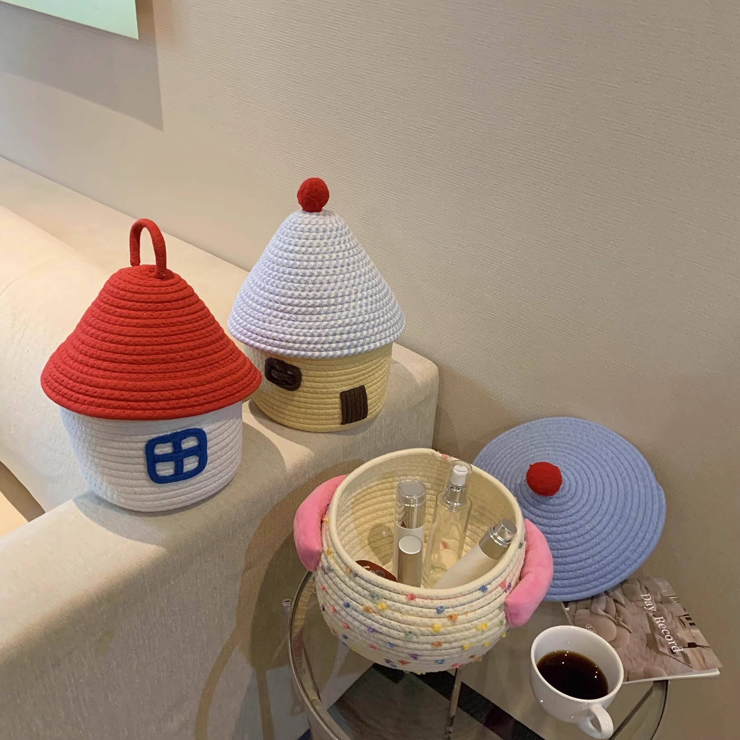 Desktop storage basket, woven storage box with lid, cotton thread snacks, living room coffee table, wool thread toys, TV cabinet storage basket full figure